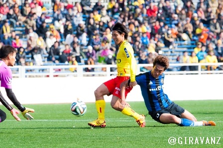 FW11 Tomoki IKEMOTO.jpg